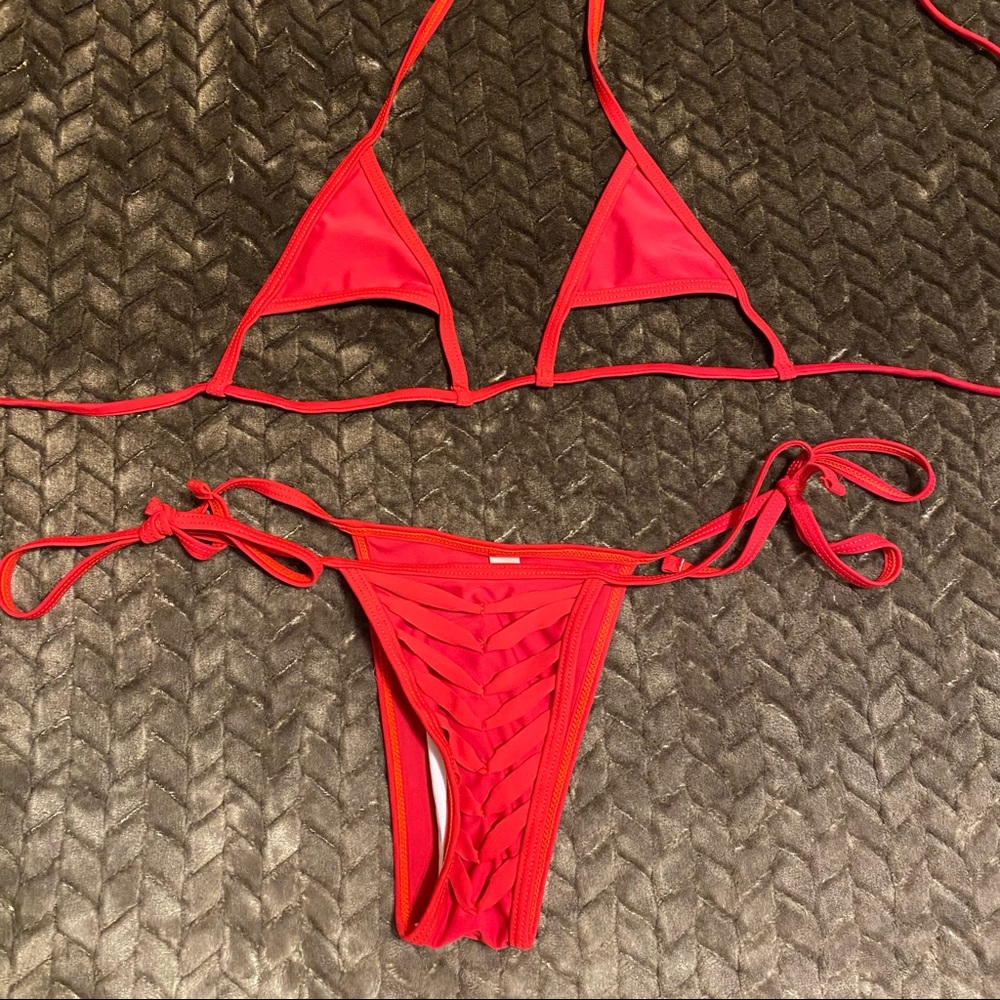 SHEIN Cut out bikini